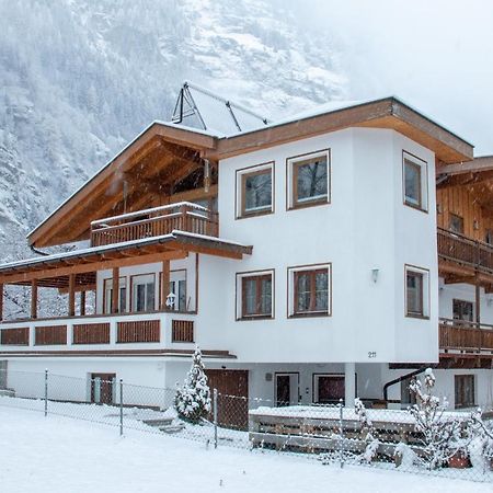 Apartamento Haus Suban Längenfeld Exterior foto